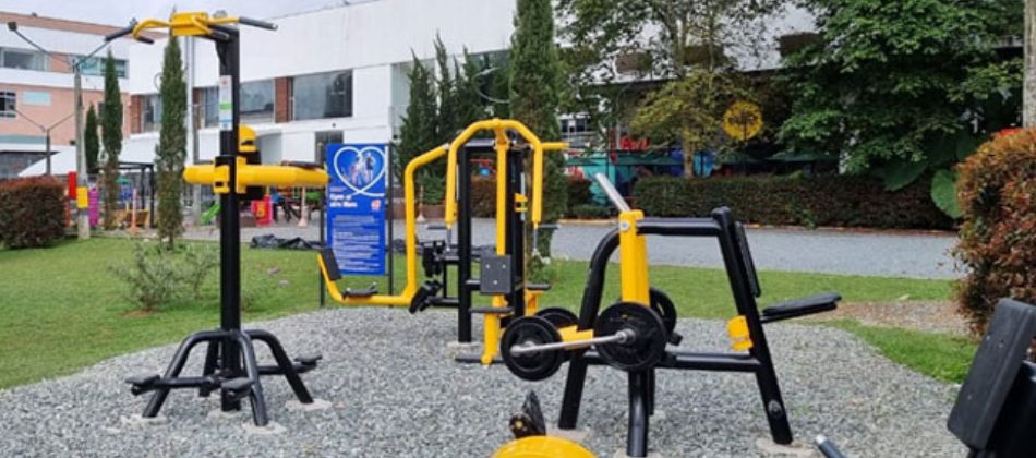 gimnasio al aire libre del Centro Comercial San Nicolás