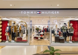 Tommy Hilfigher local 2529 Centro Comercial San Nicolás