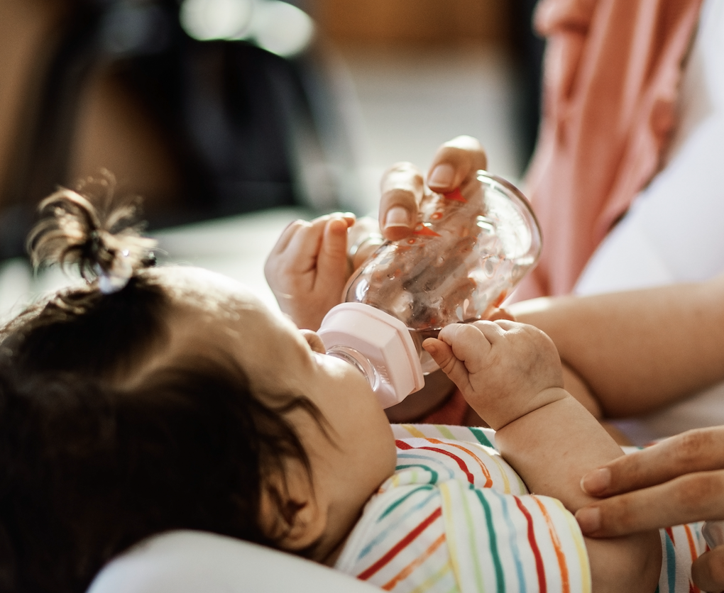 Zona de lactancia en Rionegro: lactar y cambiar con calma
